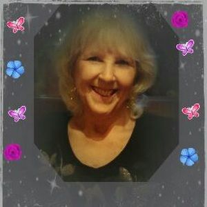 Meet your Posher, Debra